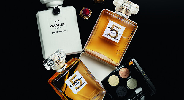 Свята наближаються: колекція макіяжу Chanel №5 Holiday Collection 2021
