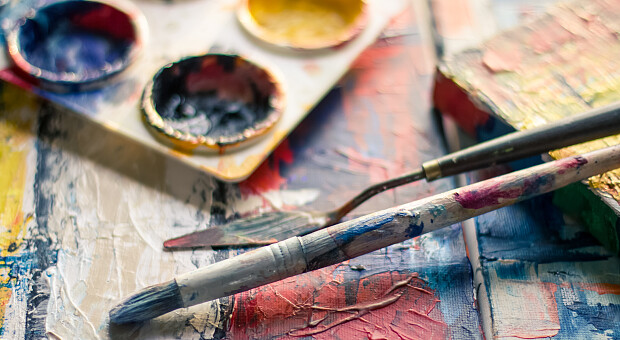 Montblanc и галерея The Naked Room запускают совместную арт-премию