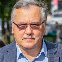 Анатолий Гриценко