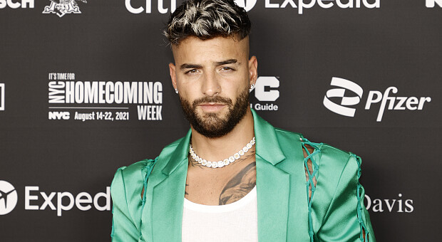 Колумбийский певец Maluma стал новым лицом Versace