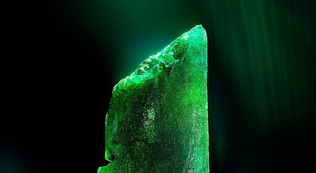 Chopard представив необроблений смарагд вагою 6225 каратів