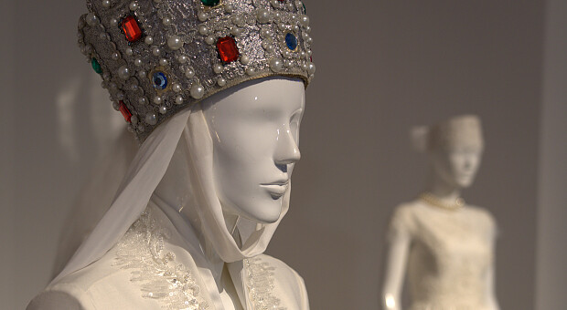 Візуальний код. Колекція весільних суконь Сержа Смоліна