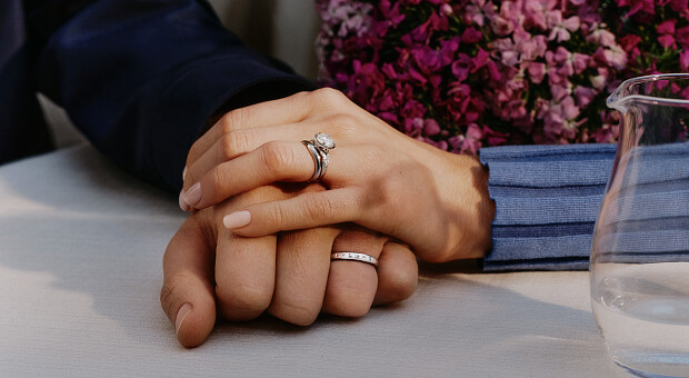 Bvlgari представил свадебную кампанию Roma Amor 2022