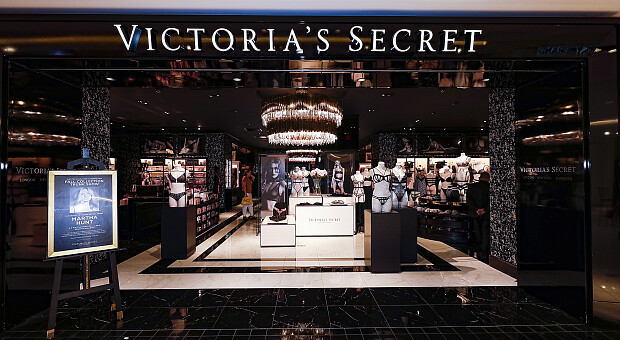 Victoria's Secret приостанавливает работу в России