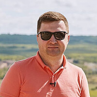 Кості Міхалакі