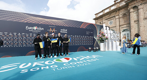 Kalush Orchestra на бірюзовій доріжці: як минула церемонія відкриття «Євробачення-2022»