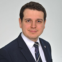 Антон Бабак