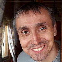 Дмитрий Синяк