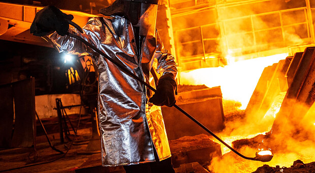Украинские металлурги за год снизили выплавку стали на 84%