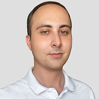 Олег Агабабов