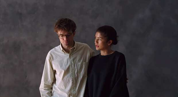 Вийшов трейлер фільму з Робертом Паттінсоном та Зендеєю