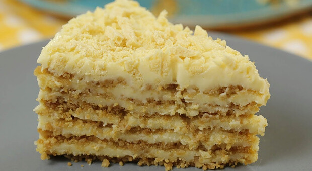 Готується за 10 хвилин: цей торт до чаю — найлегший і найсмачніший з усіх