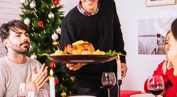 Кращі поради дієтологів, як не набрати вагу після свят