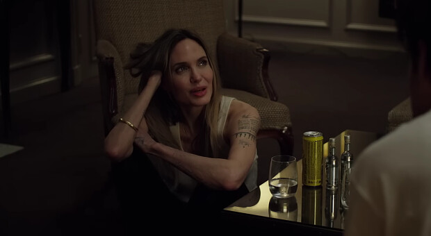 Вийшов трейлер фільму з Анджеліною Джолі у головній ролі