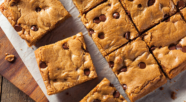 Торт із печива та сметани без випічки: простий рецепт без духовки