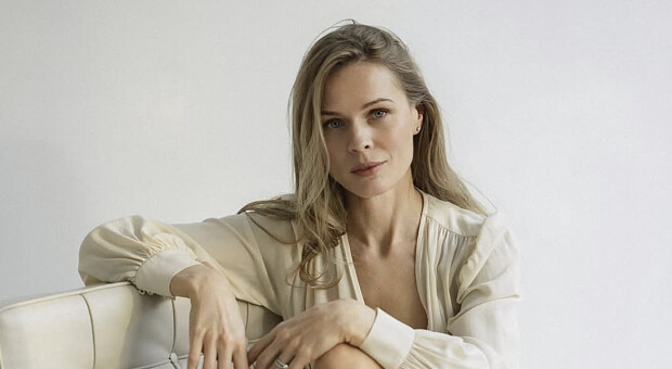 Ользі Фреймут — 44 роки: як зараз виглядає зірка «Ревізора»