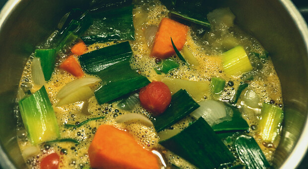 Що приготувати до картоплі: 5 смачних рецептів